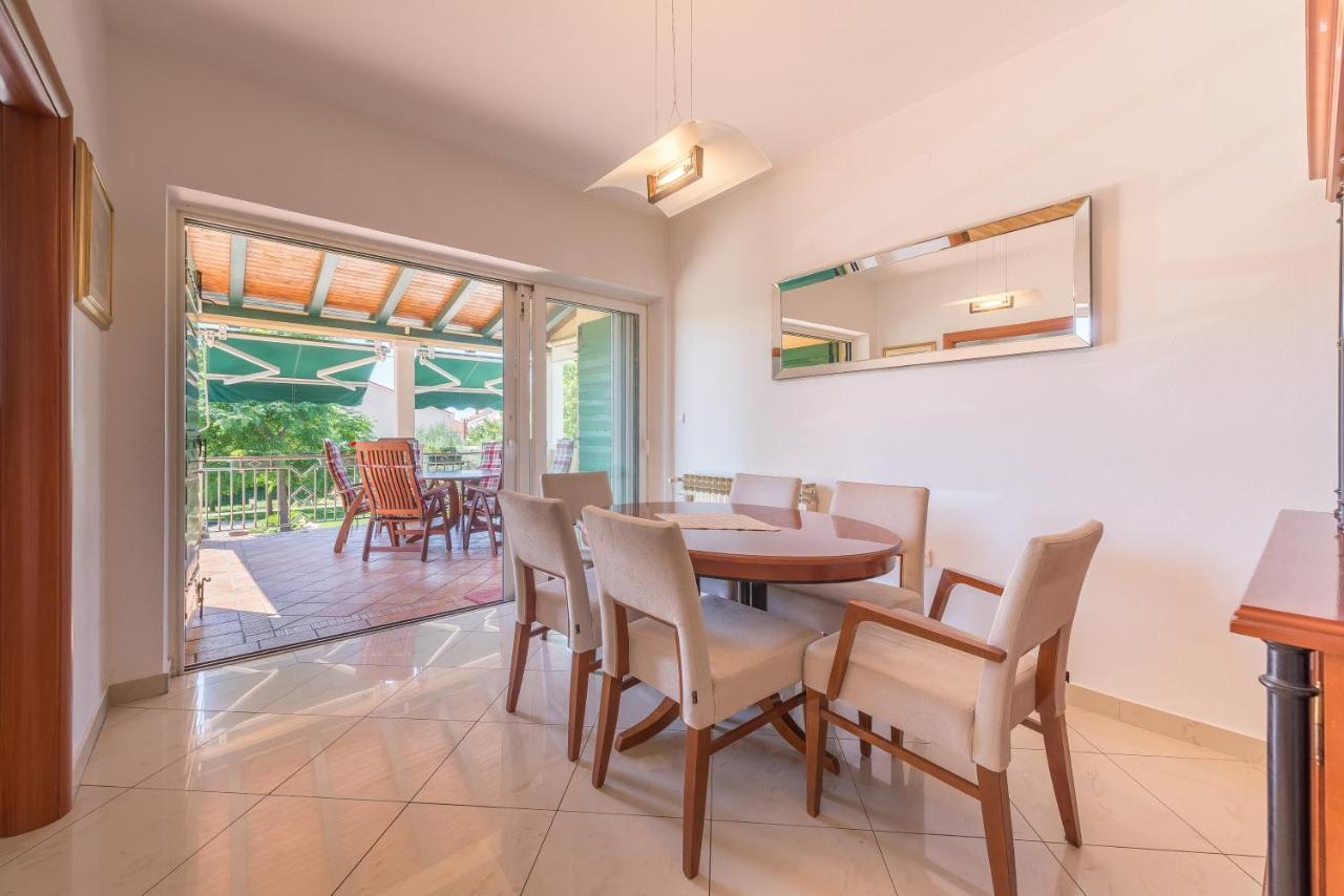 Villa Lux Nina With Six Bedrooms, Private Pool, Sauna Задар Екстериор снимка