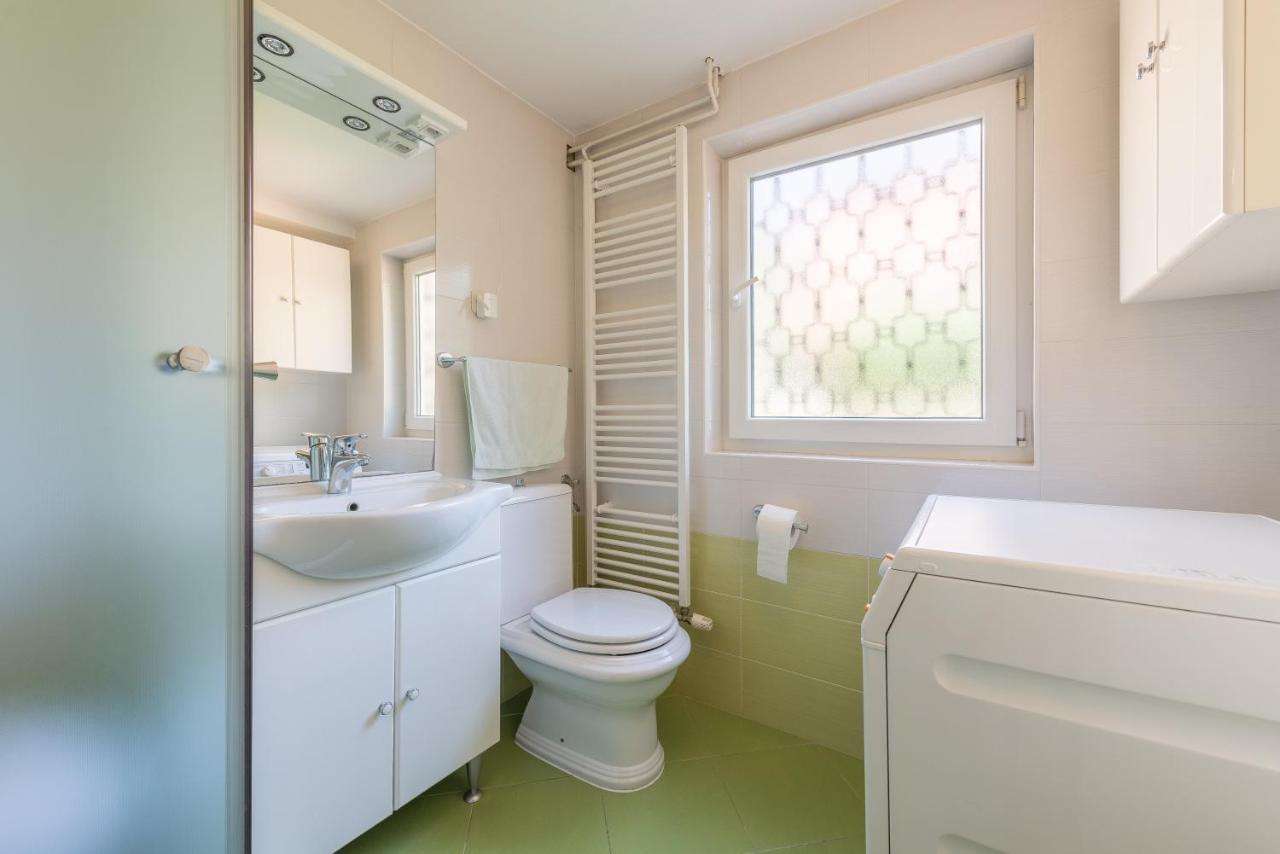 Villa Lux Nina With Six Bedrooms, Private Pool, Sauna Задар Екстериор снимка