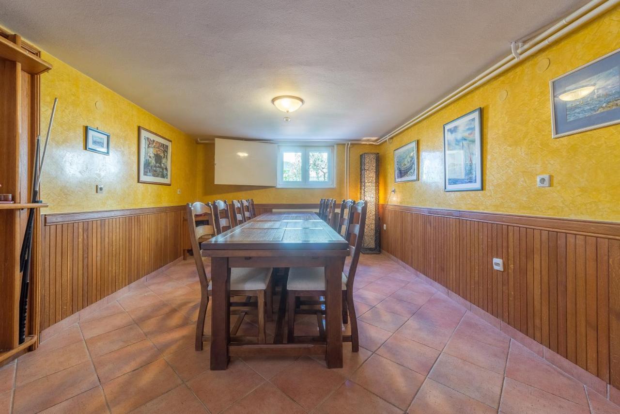 Villa Lux Nina With Six Bedrooms, Private Pool, Sauna Задар Екстериор снимка