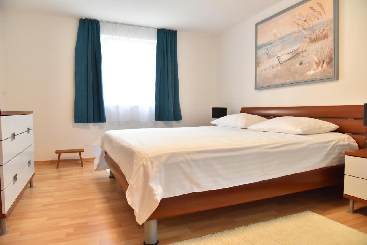 Villa Lux Nina With Six Bedrooms, Private Pool, Sauna Задар Екстериор снимка