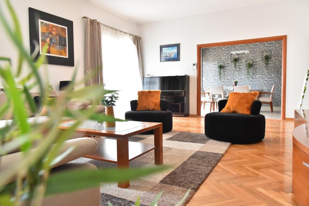 Villa Lux Nina With Six Bedrooms, Private Pool, Sauna Задар Екстериор снимка