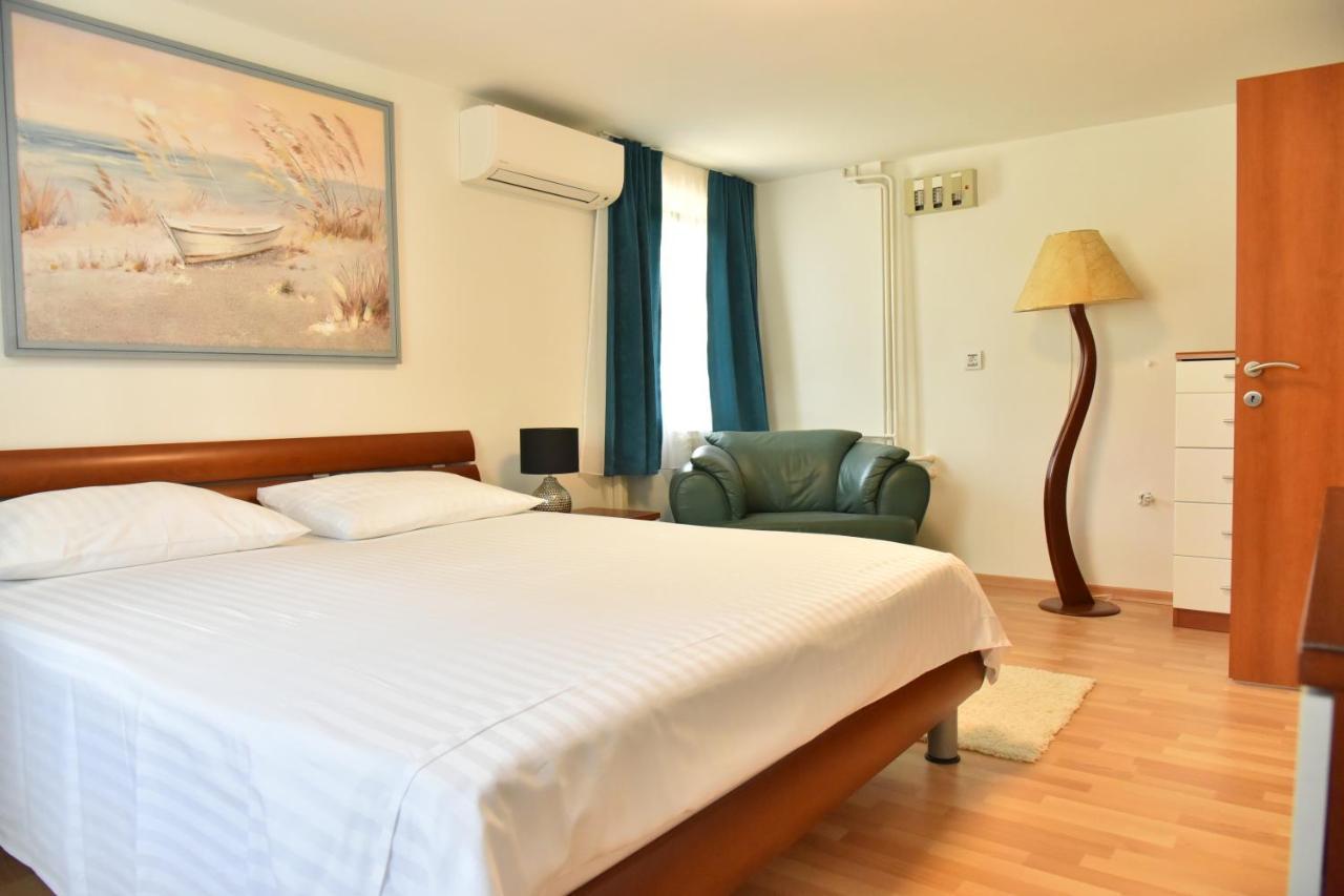 Villa Lux Nina With Six Bedrooms, Private Pool, Sauna Задар Екстериор снимка